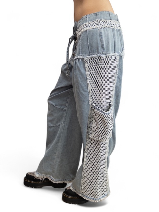 POL Denim - NWT POL Lace Overlay Mesh Cargo Denim Jeans Size Large